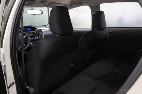 TOYOTA Etios Hatch 1.5 16V 4P FLEX X PLUS AUTOMTICO, Foto 9