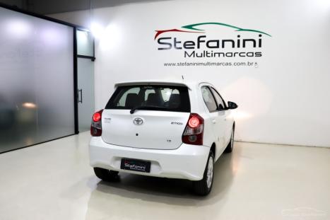 TOYOTA Etios Hatch 1.5 16V 4P FLEX X PLUS AUTOMTICO, Foto 11