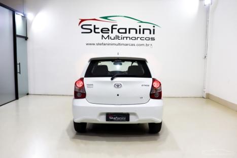 TOYOTA Etios Hatch 1.5 16V 4P FLEX X PLUS AUTOMTICO, Foto 12