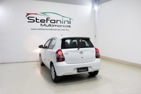TOYOTA Etios Hatch 1.5 16V 4P FLEX X PLUS AUTOMTICO, Foto 13