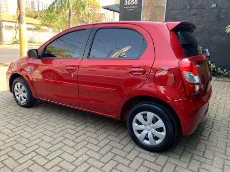 TOYOTA Etios Hatch 1.3 16V 4P FLEX XS, Foto 5