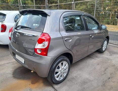 TOYOTA Etios Hatch 1.5 16V 4P FLEX XLS AUTOMTICO, Foto 6