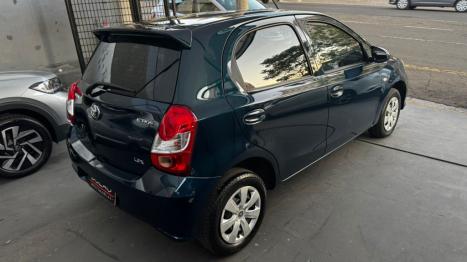 TOYOTA Etios Hatch 1.3 16V 4P FLEX X, Foto 6