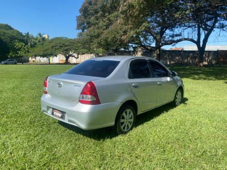 TOYOTA Etios Sedan 1.5 16V 4P FLEX X PLUS AUTOMTICO, Foto 9