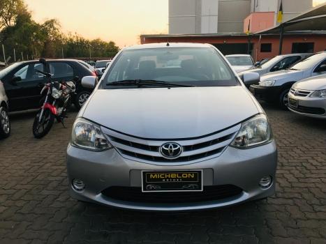 TOYOTA Etios Sedan 1.5 16V 4P FLEX XS, Foto 2