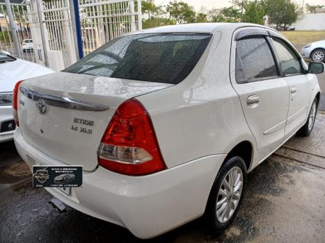 TOYOTA Etios Sedan 1.5 16V 4P FLEX XLS, Foto 4