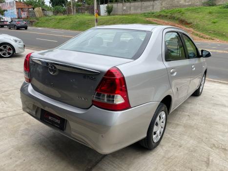 TOYOTA Etios Sedan 1.5 16V 4P FLEX XS AUTOMTICO, Foto 4