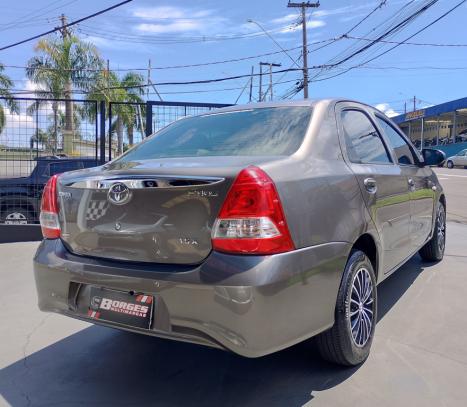 TOYOTA Etios Sedan 1.5 16V 4P FLEX X AUTOMTICO, Foto 6