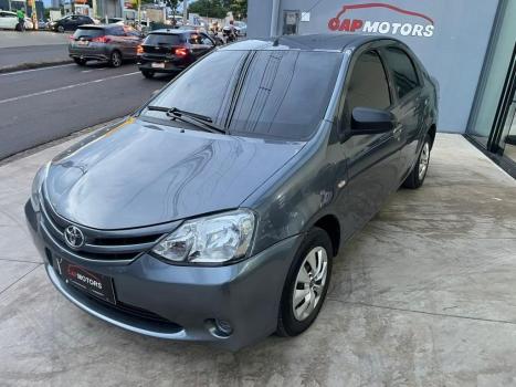 TOYOTA Etios Sedan 1.5 16V 4P FLEX XS, Foto 2