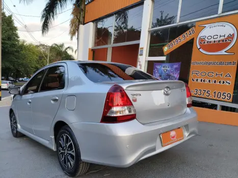 TOYOTA Etios Sedan 1.5 16V 4P FLEX PLATINUM AUTOMTICO, Foto 3