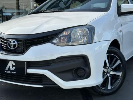TOYOTA Etios Sedan 1.5 16V 4P FLEX X AUTOMTICO, Foto 2