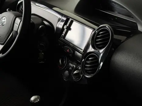 TOYOTA Etios Sedan 1.5 16V 4P FLEX X, Foto 4