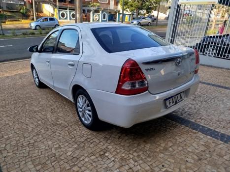 TOYOTA Etios Sedan 1.5 16V 4P FLEX XLS, Foto 4