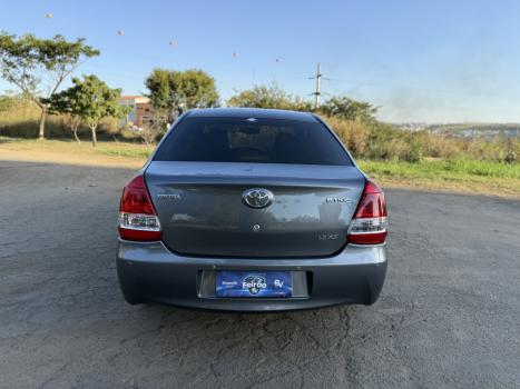 TOYOTA Etios Sedan 1.5 16V 4P FLEX X, Foto 2
