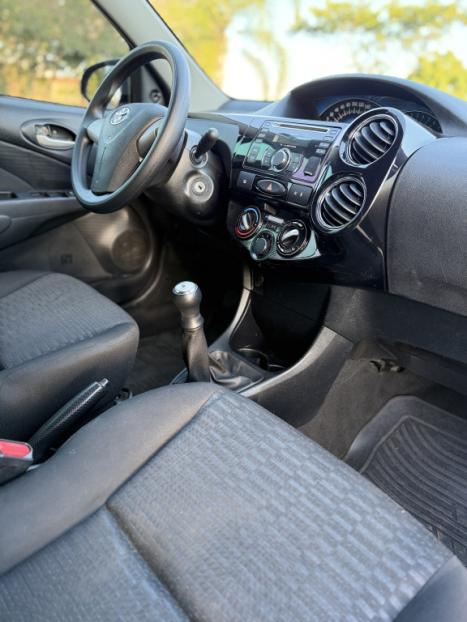 TOYOTA Etios Sedan 1.5 16V 4P FLEX X, Foto 8