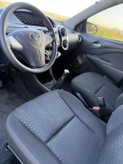 TOYOTA Etios Sedan 1.5 16V 4P FLEX X, Foto 9