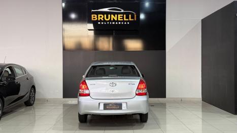TOYOTA Etios Sedan 1.5 16V 4P FLEX X, Foto 4