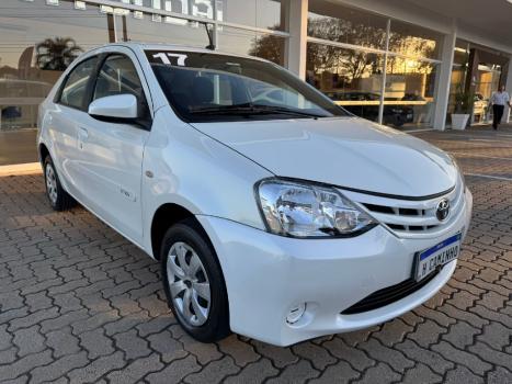 TOYOTA Etios Sedan 1.5 16V 4P FLEX XS, Foto 3