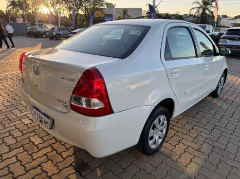 TOYOTA Etios Sedan 1.5 16V 4P FLEX XS, Foto 5