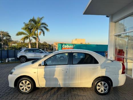 TOYOTA Etios Sedan 1.5 16V 4P FLEX XS, Foto 8