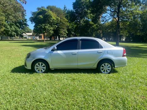 TOYOTA Etios Sedan 1.5 16V 4P FLEX X PLUS AUTOMTICO, Foto 3