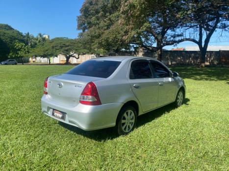 TOYOTA Etios Sedan 1.5 16V 4P FLEX X PLUS AUTOMTICO, Foto 6