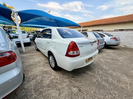 TOYOTA Etios Sedan 1.5 16V 4P FLEX XLS, Foto 4