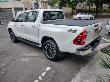 TOYOTA Hilux Caminhonete 2.8 16V SRX 4X4 DIESEL CABINE DUPLA AUTOMTICO, Foto 9