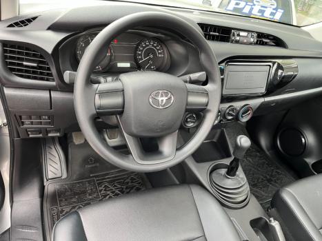 TOYOTA Hilux Caminhonete 2.8 4X4 DIESEL CABINE SIMPLES, Foto 4