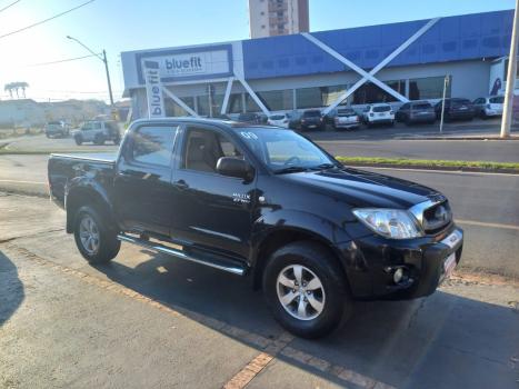 TOYOTA Hilux Caminhonete 2.7 16V 4P SR CABINE DUPLA, Foto 1