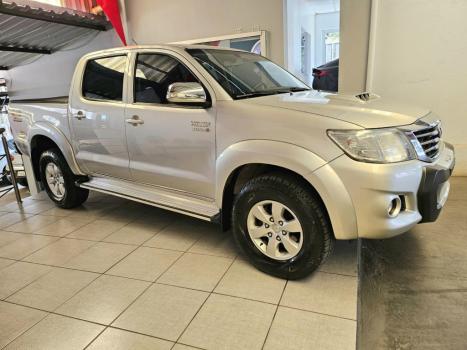 TOYOTA Hilux Caminhonete 3.0 4P 4X4 SRV TURBO DIESEL CABINE DUPLA AUTOMTICO, Foto 2