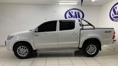 TOYOTA Hilux Caminhonete 2.7 16V 4P SRV FLEX 4X4  CABINE DUPLA AUTOMTICO, Foto 2