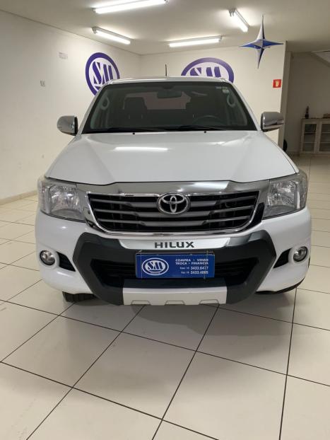 TOYOTA Hilux Caminhonete 2.7 16V 4P SRV FLEX 4X4  CABINE DUPLA AUTOMTICO, Foto 8