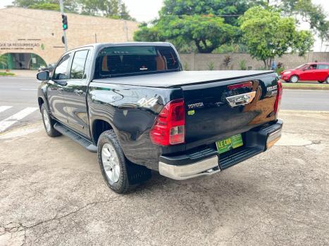 TOYOTA Hilux Caminhonete 2.8 16V 4P SR 4X4 DIESEL CABINE DUPLA AUTOMTICO, Foto 11