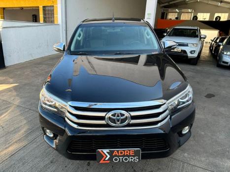 TOYOTA Hilux Caminhonete 2.8 16V SRX 4X4 DIESEL CABINE DUPLA AUTOMTICO, Foto 10