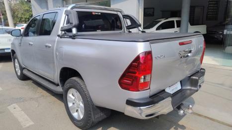 TOYOTA Hilux Caminhonete 2.7 16V 4P SR FLEX CABINE DUPLA, Foto 4