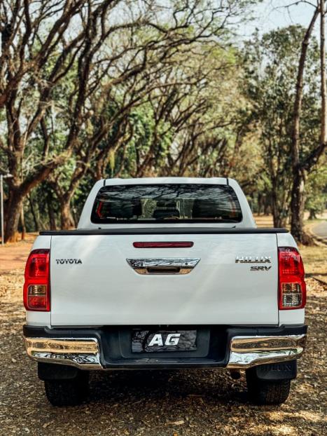 TOYOTA Hilux Caminhonete 2.8 16V SRV 4X4 DIESEL CABINE DUPLA AUTOMTICO, Foto 5