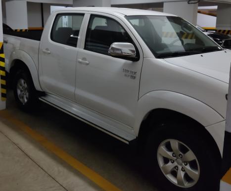 TOYOTA Hilux Caminhonete 2.7 16V 4P SRV FLEX CABINE DUPLA AUTOMTICO, Foto 3