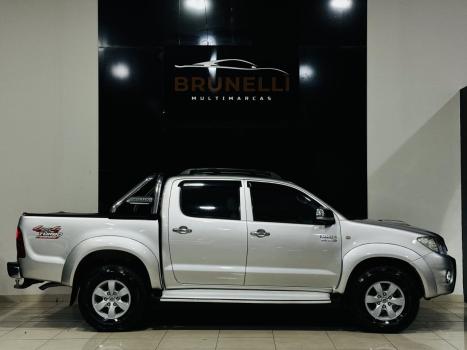 TOYOTA Hilux Caminhonete 3.0 4P 4X4 SRV TURBO DIESEL CABINE DUPLA AUTOMTICO, Foto 3