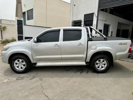 TOYOTA Hilux Caminhonete 2.7 16V 4P SRV FLEX 4X4  CABINE DUPLA AUTOMTICO, Foto 3