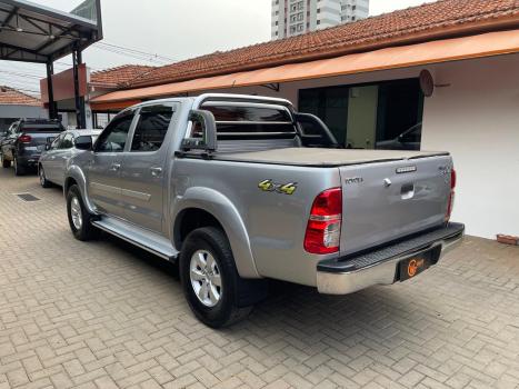 TOYOTA Hilux Caminhonete 2.7 16V 4P SRV FLEX 4X4  CABINE DUPLA AUTOMTICO, Foto 9