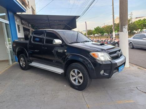 TOYOTA Hilux Caminhonete 3.0 4P 4X4 SRV TURBO DIESEL TOP CABINE DUPLA AUTOMTICO, Foto 1