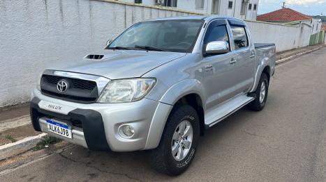 TOYOTA Hilux Caminhonete 3.0 16V 4P 4X4 SRV TURBO DIESEL CABINE DUPLA AUTOMTICO, Foto 1