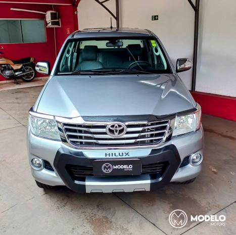 TOYOTA Hilux Caminhonete 2.7 16V 4P SRV FLEX 4X4  CABINE DUPLA AUTOMTICO, Foto 6