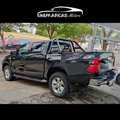 TOYOTA Hilux Caminhonete 2.8 16V SRV 4X4 DIESEL CABINE DUPLA AUTOMTICO, Foto 4