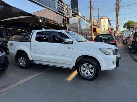 TOYOTA Hilux Caminhonete 3.0 4P 4X4 SRV TURBO DIESEL CABINE DUPLA AUTOMTICO, Foto 9