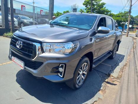 TOYOTA Hilux Caminhonete 2.8 16V SRV 4X4 DIESEL CABINE DUPLA AUTOMTICO, Foto 4