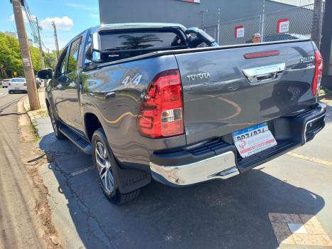 TOYOTA Hilux Caminhonete 2.8 16V SRV 4X4 DIESEL CABINE DUPLA AUTOMTICO, Foto 13