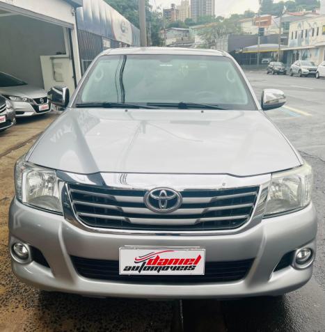 TOYOTA Hilux Caminhonete 2.7 16V 4P SRV FLEX CABINE DUPLA AUTOMTICO, Foto 2