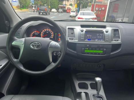 TOYOTA Hilux Caminhonete 2.7 16V 4P SRV FLEX CABINE DUPLA AUTOMTICO, Foto 11